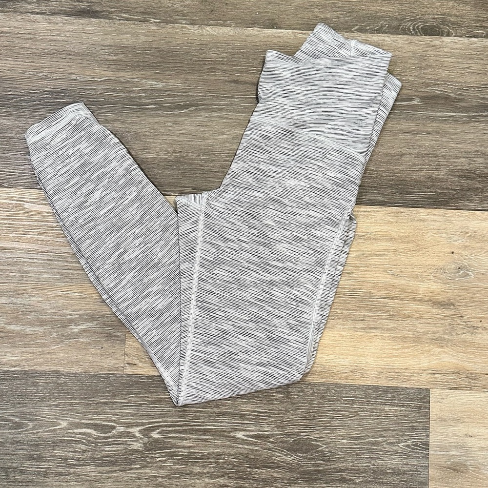 Lululemon Train Times 7/8 Pant (25" ) Ice Alpine White Size 4